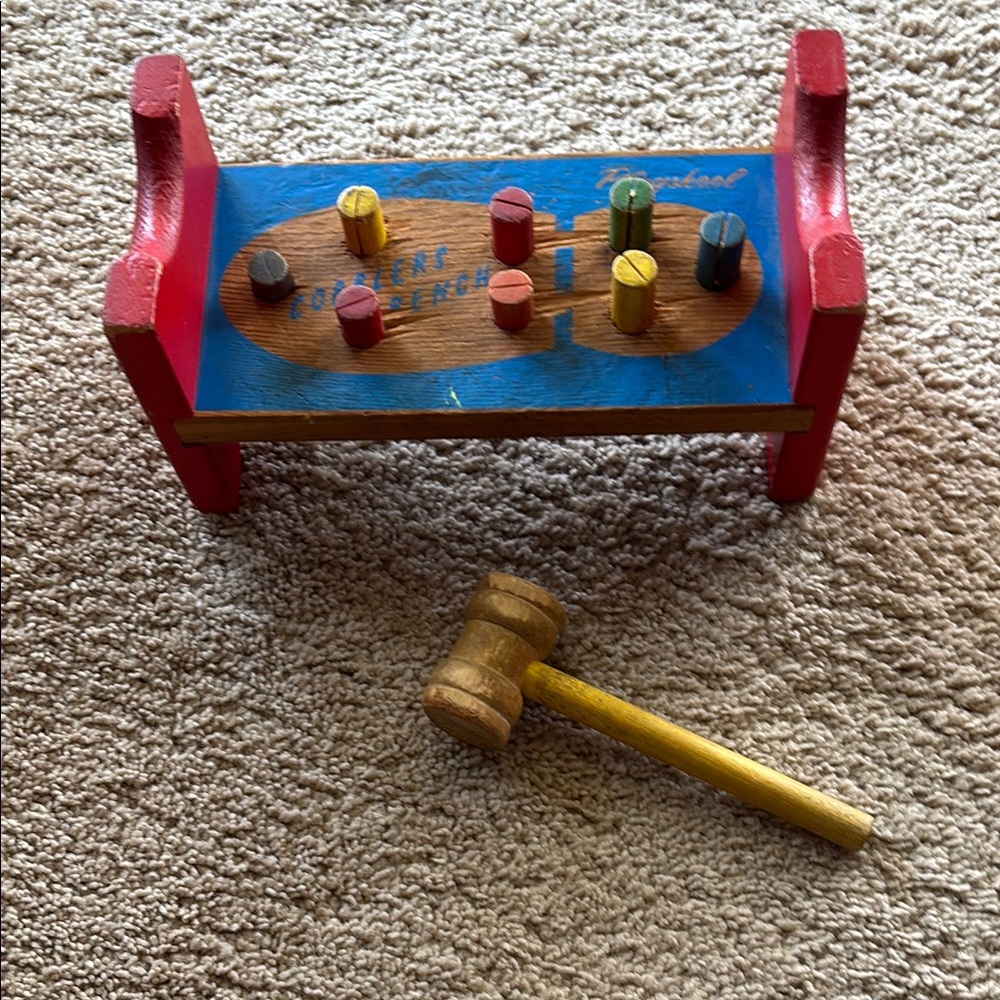 Red and Blue Learning Toy Pounding Bench